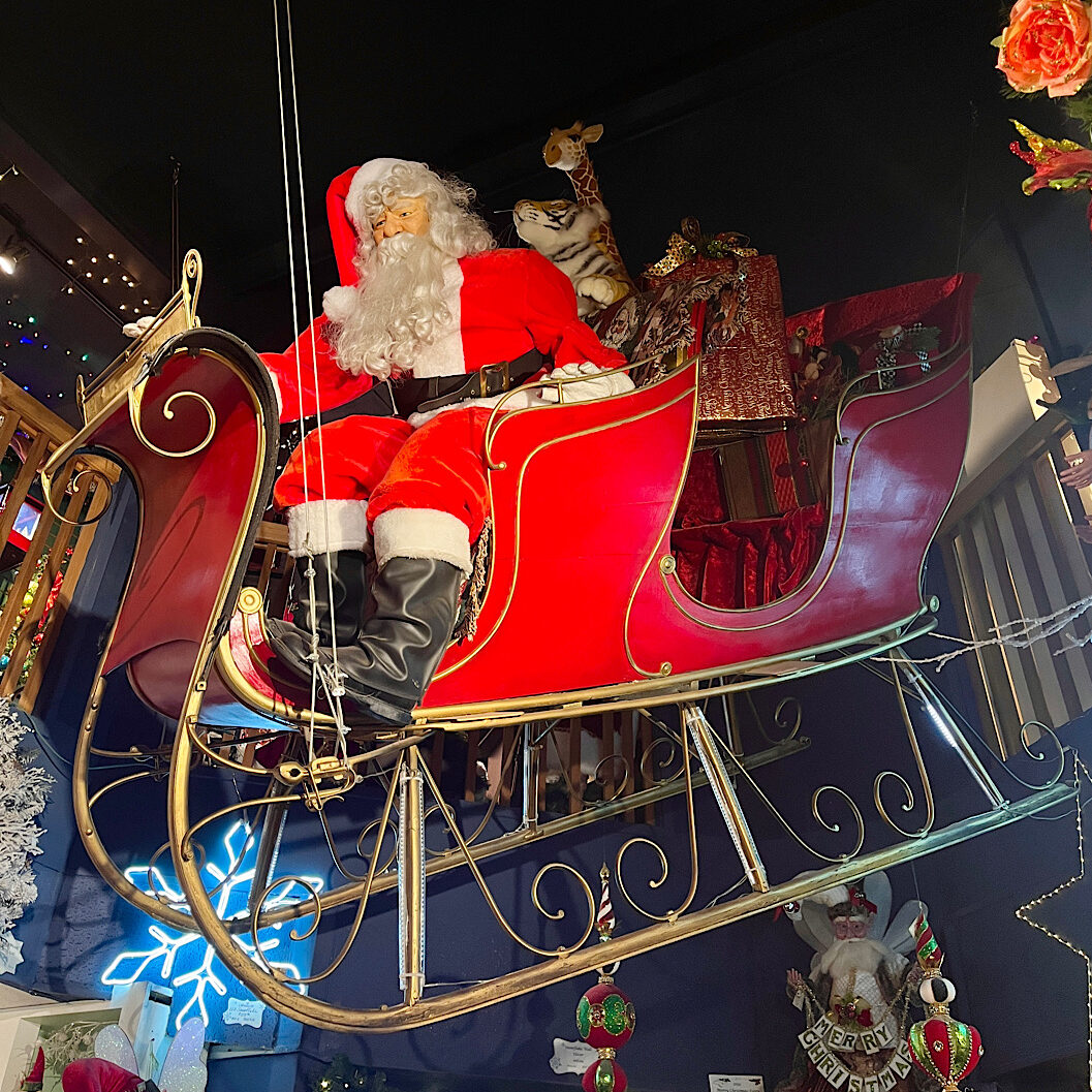 ワシントン州 観光名所 Leavenworthのおすすめクリスマスショップ KrisKringl
サンタの写真